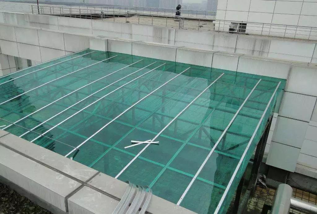 陽(yáng)光板雨棚
